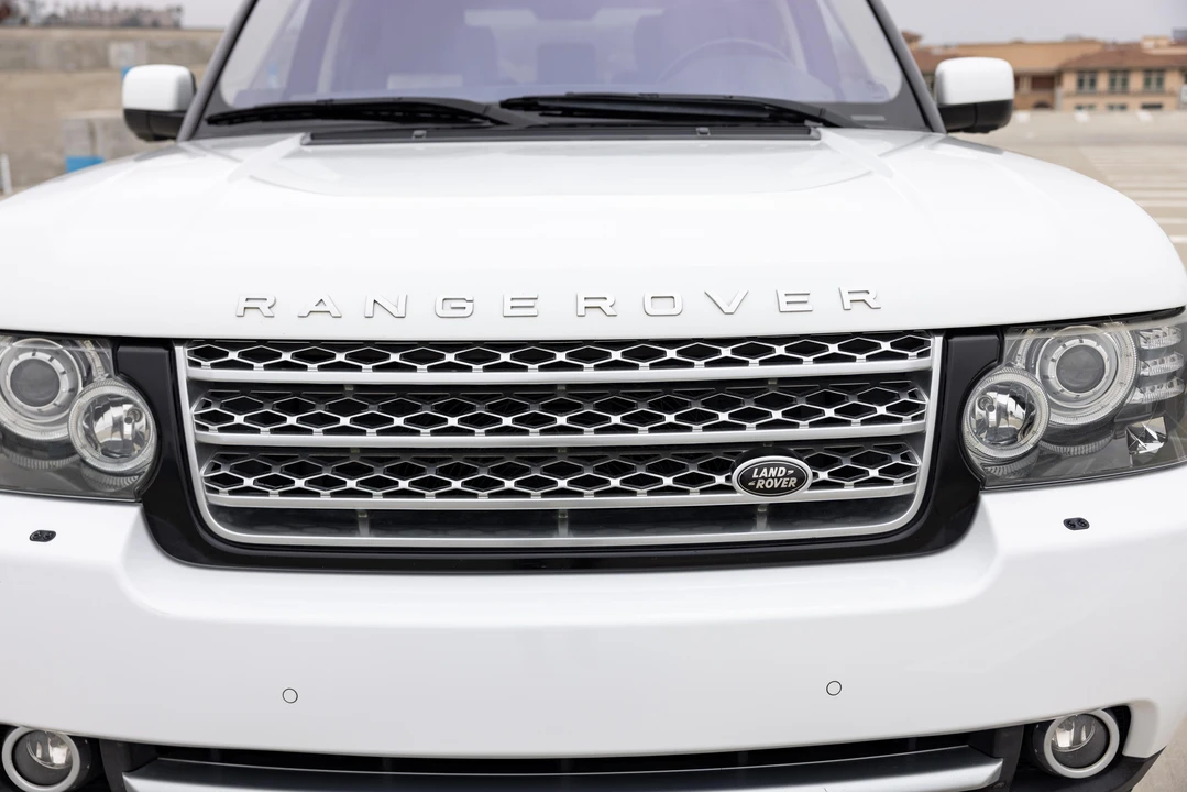 2011 Land Rover Range Rover L322 - Image 13 of 31