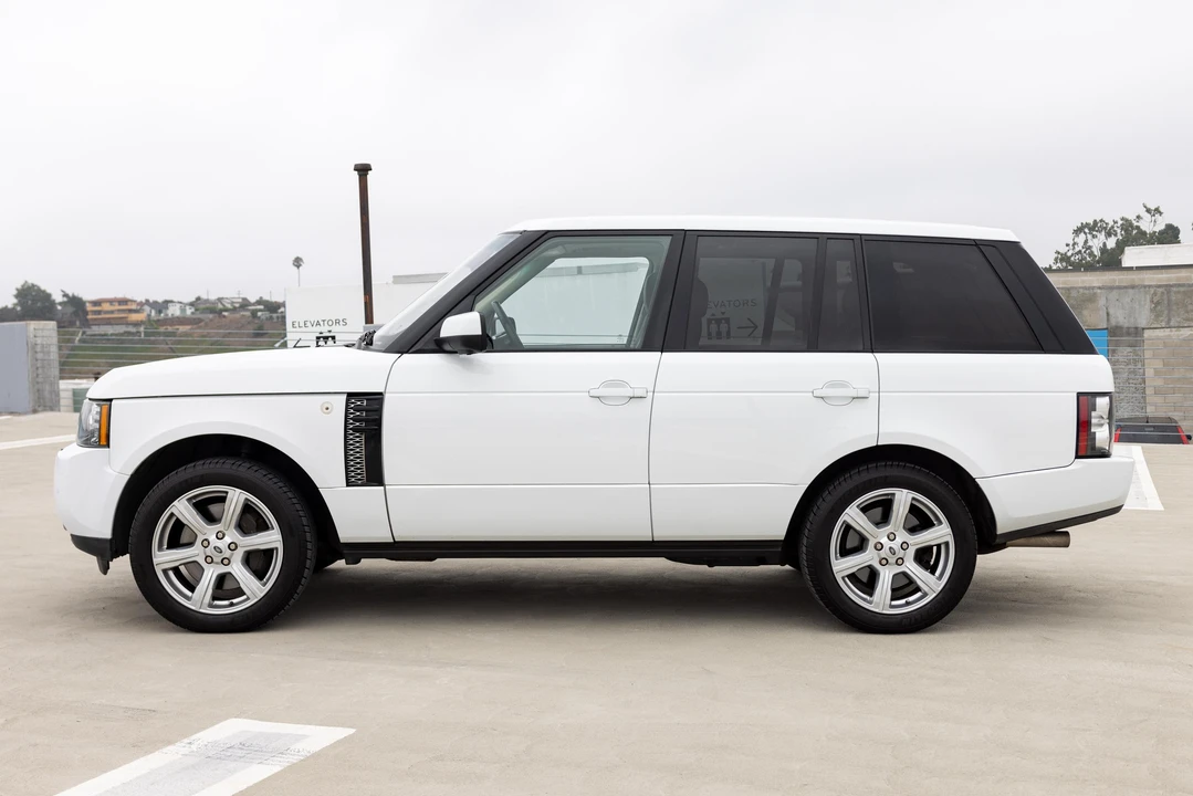 2011 Land Rover Range Rover L322 - Image 6 of 31