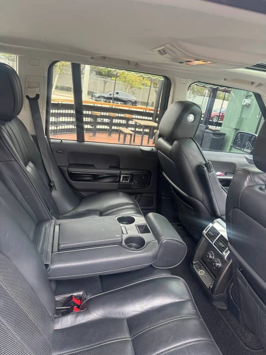 2011 Land Rover Range Rover L322 - Image 9 of 10