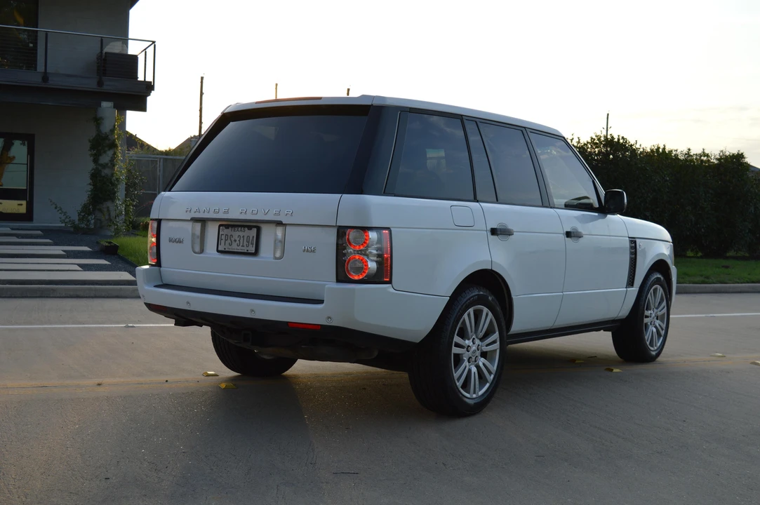 2011 Land Rover Range Rover L322 - Image 26 of 30