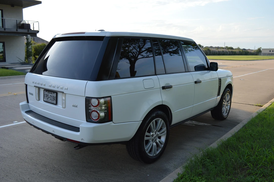 2011 Land Rover Range Rover L322 - Image 25 of 30