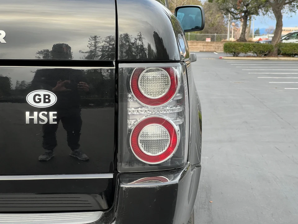2011 Land Rover Range Rover L322 - Image 13 of 31