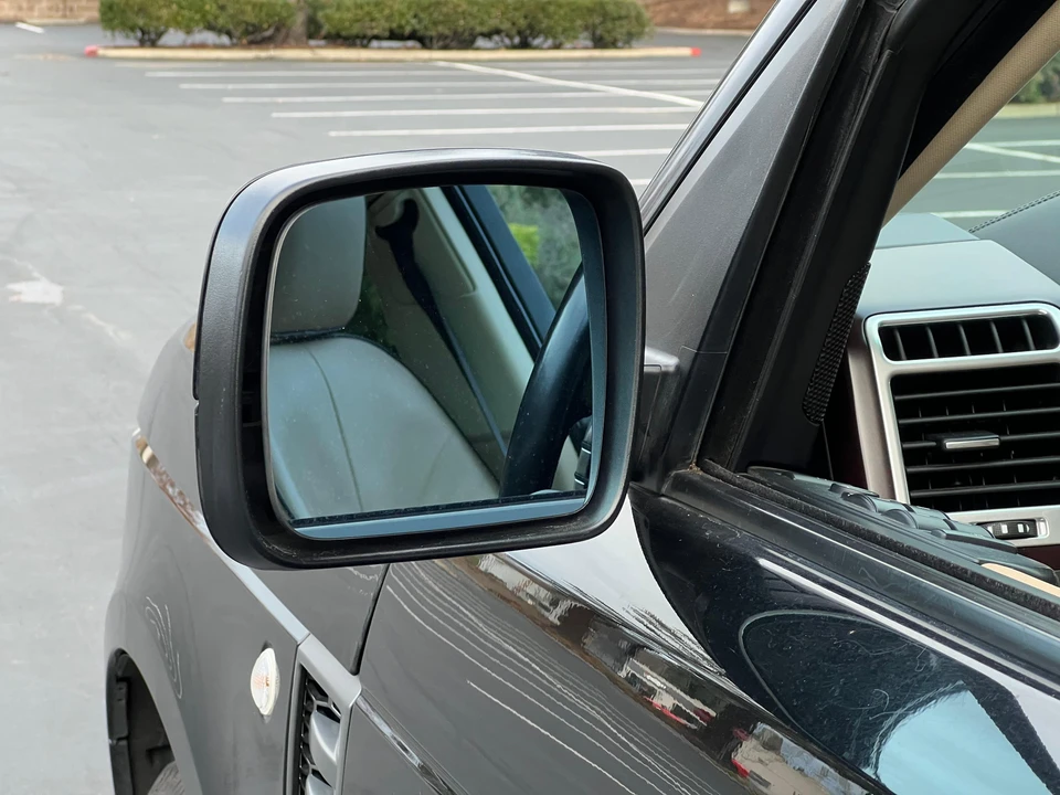 2011 Land Rover Range Rover L322 - Image 11 of 31