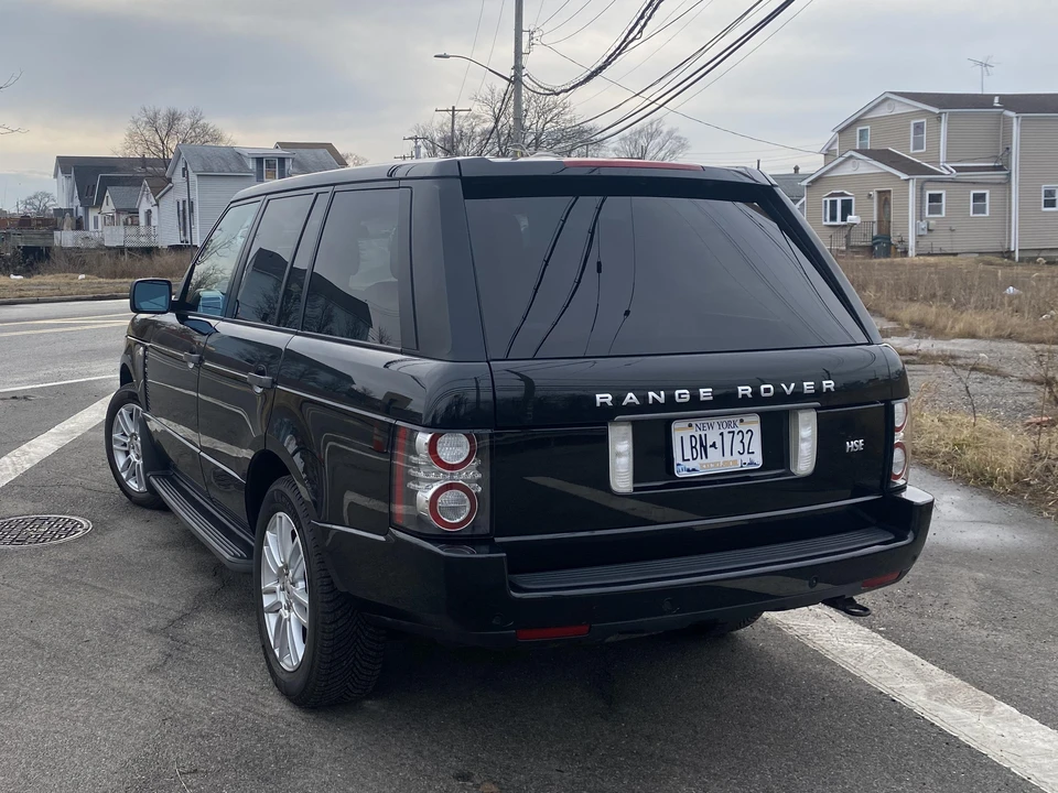 2011 Land Rover Range Rover L322 - Image 8 of 31