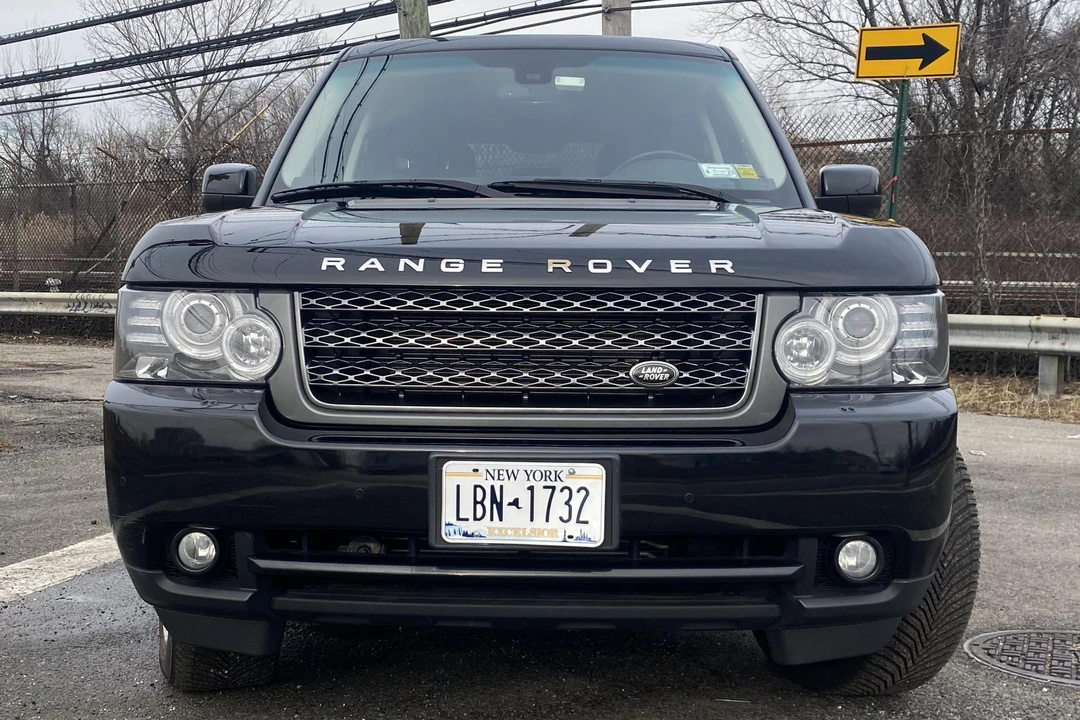 2011 Land Rover Range Rover L322 - Image 2 of 31