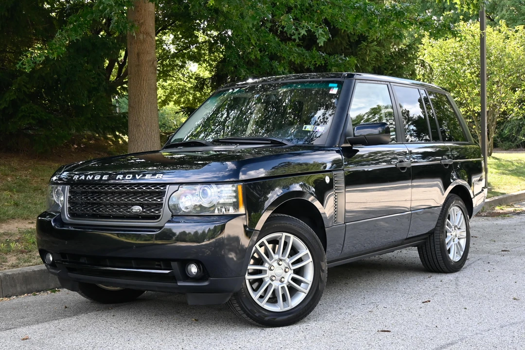 2011 Land Rover Range Rover L322 - Image 12 of 31