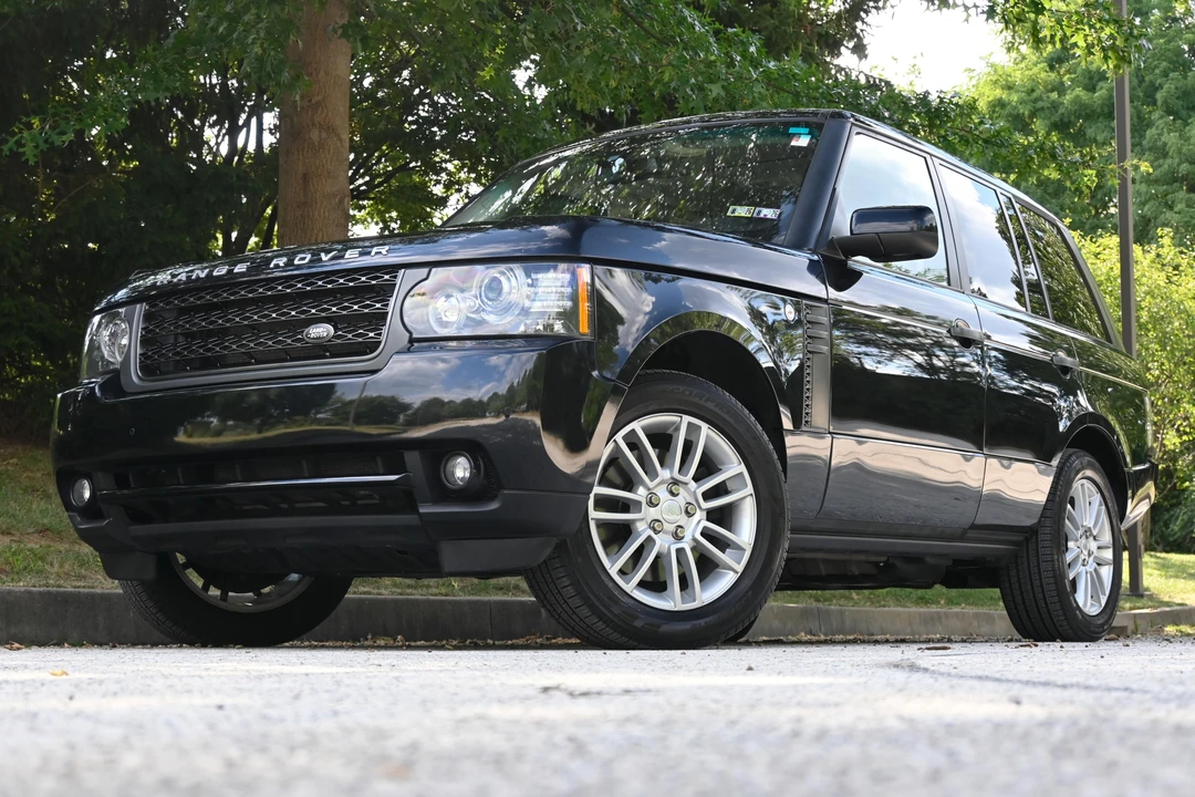 2011 Land Rover Range Rover L322 - Image 10 of 31