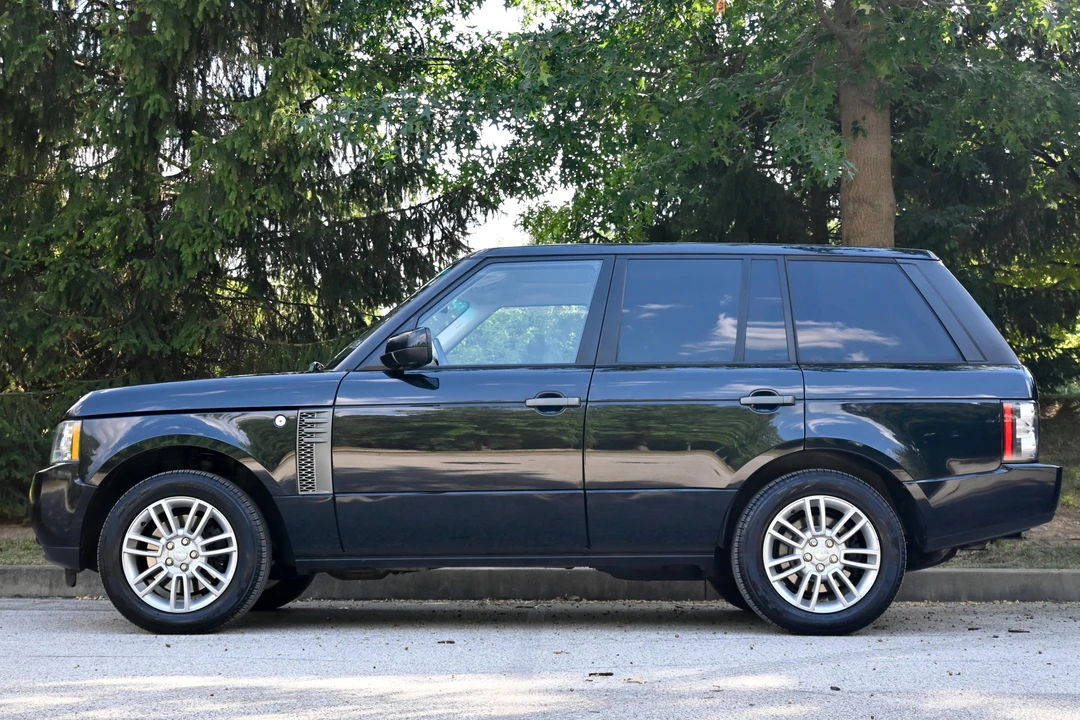 2011 Land Rover Range Rover L322 - Image 18 of 31