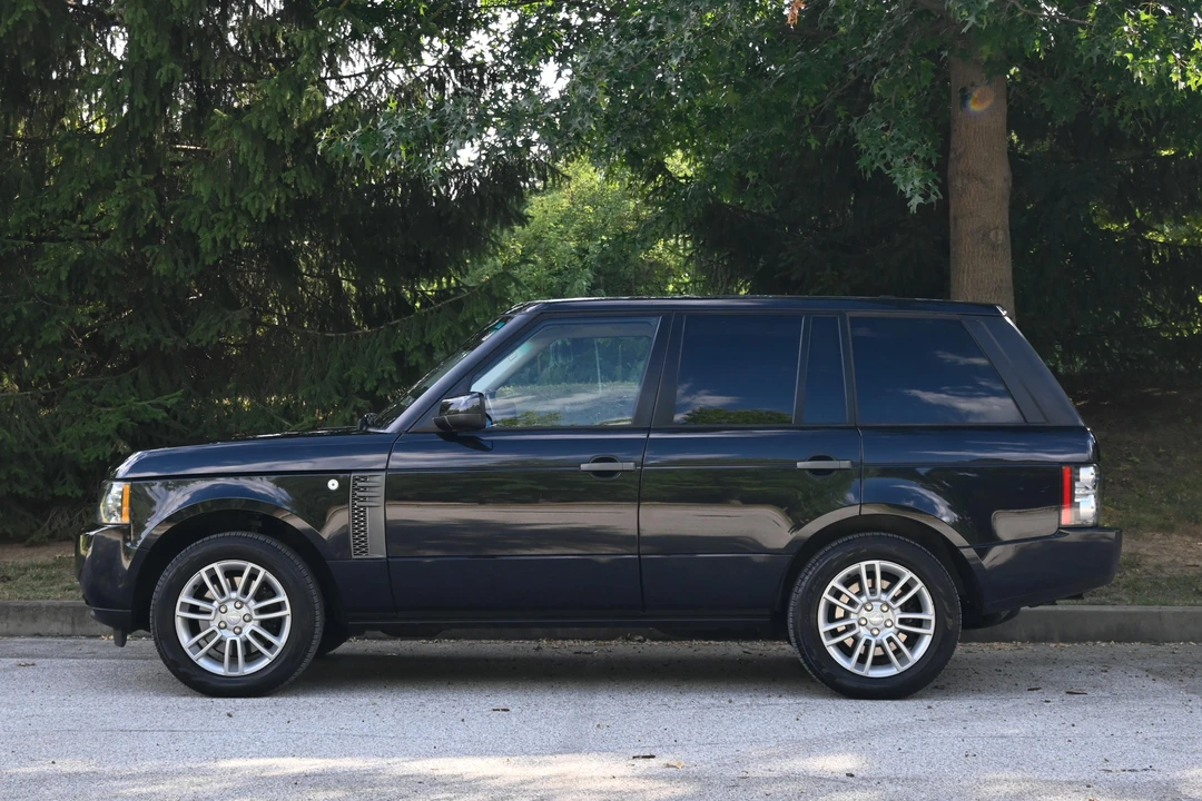 2011 Land Rover Range Rover L322 - Image 19 of 31