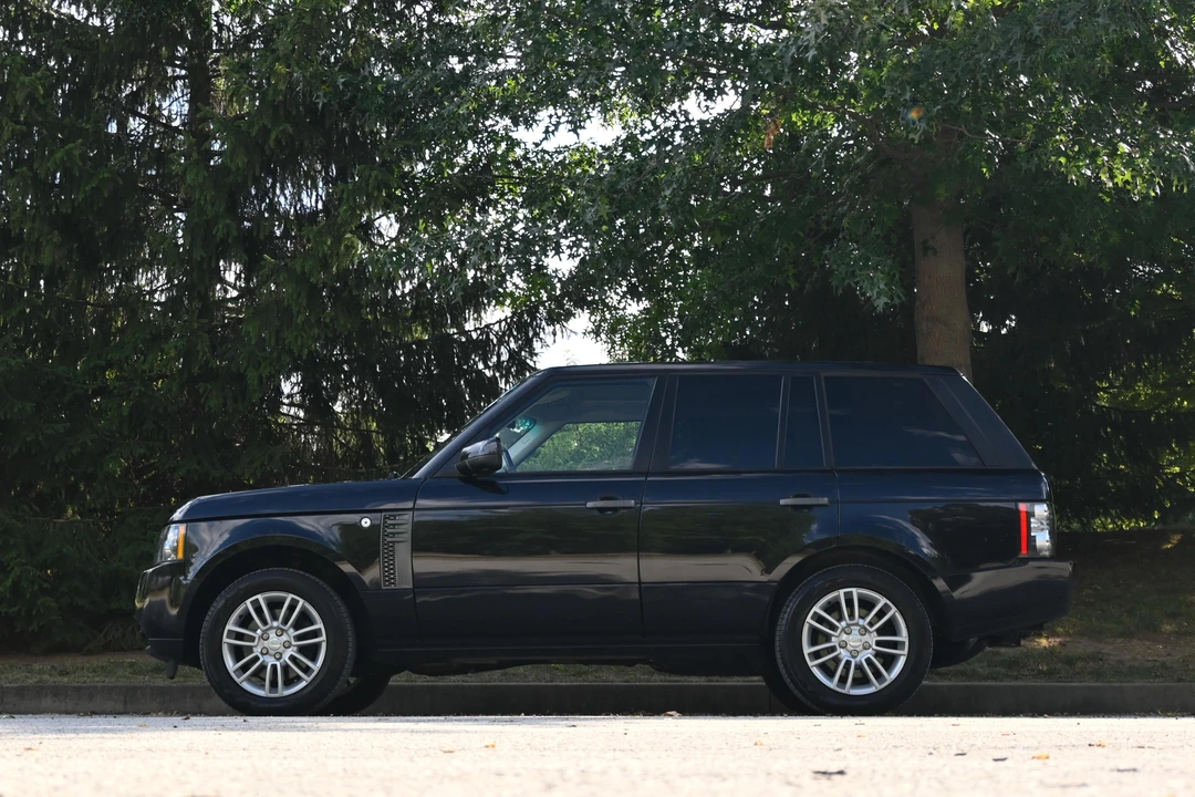 2011 Land Rover Range Rover L322 - Image 20 of 31