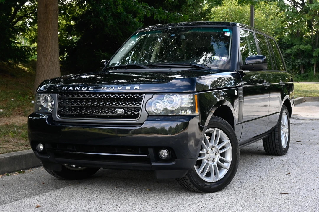 2011 Land Rover Range Rover L322 - Image 9 of 31