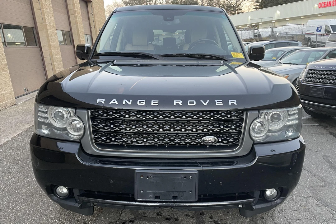 2011 Land Rover Range Rover L322 - Image 3 of 31