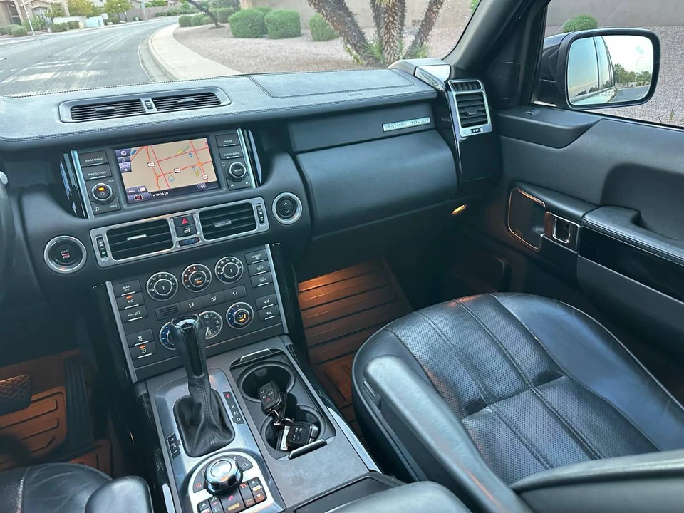 2011 Land Rover Range Rover L322 - Image 18 of 24