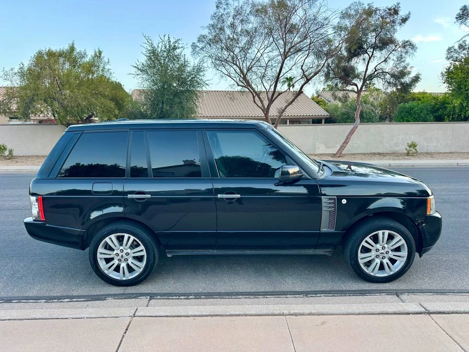 2011 Land Rover Range Rover L322 - Image 9 of 24