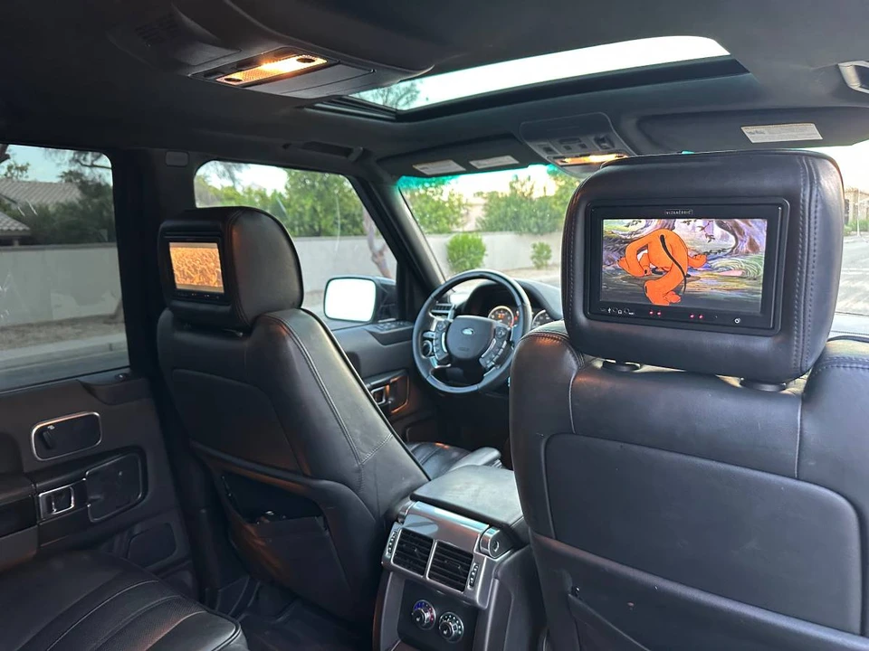 2011 Land Rover Range Rover L322 - Image 13 of 24