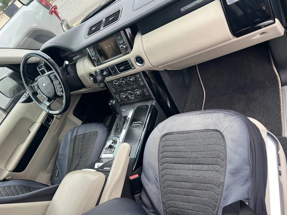 2011 Land Rover Range Rover L322 - Image 7 of 12