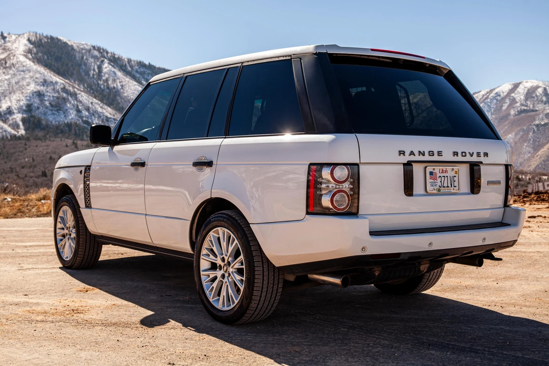 2011 Land Rover Range Rover L322 - Image 9 of 24