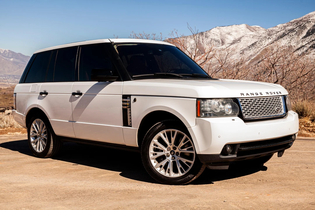 2011 Land Rover Range Rover L322 - Image 11 of 24