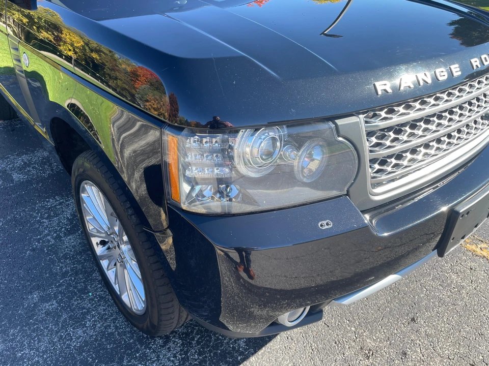 2011 Land Rover Range Rover L322 - Image 12 of 31