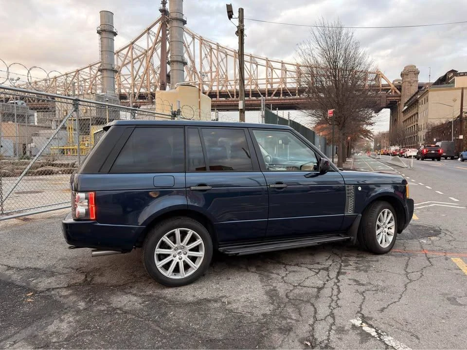 2011 Land Rover Range Rover L322 - Image 9 of 17