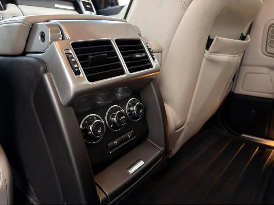 2011 Land Rover Range Rover L322 - Image 11 of 17
