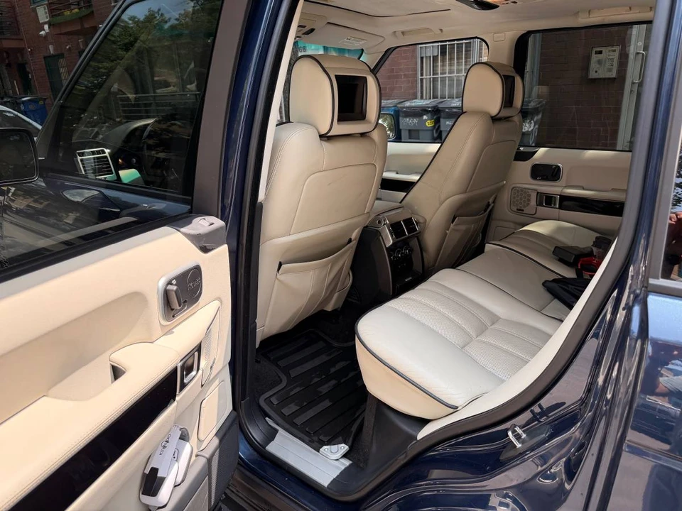 2011 Land Rover Range Rover L322 - Image 17 of 17
