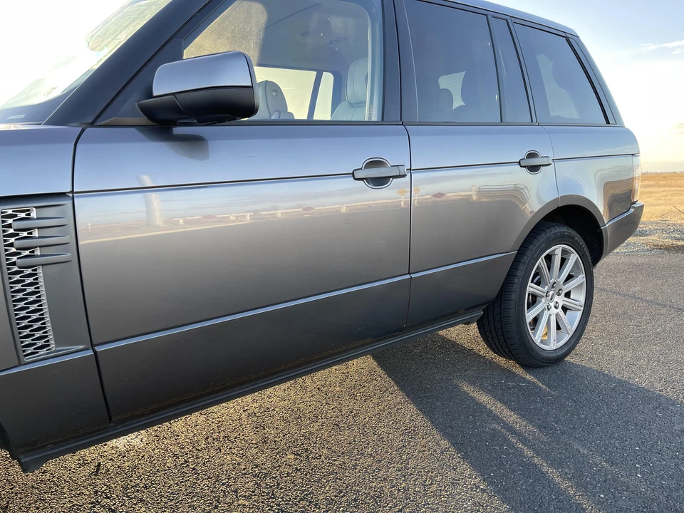 2011 Land Rover Range Rover L322 - Image 24 of 31