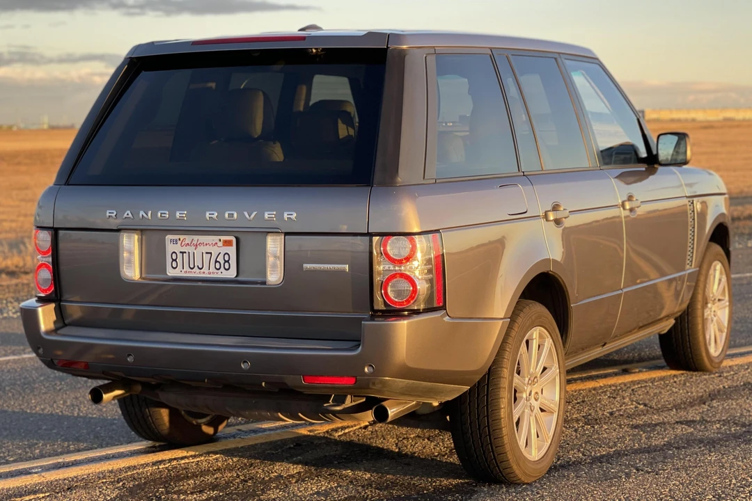 2011 Land Rover Range Rover L322 - Image 11 of 31