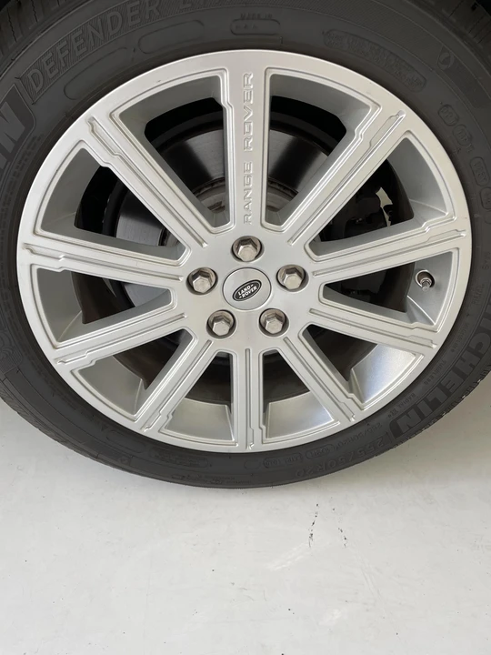 2011 Land Rover Range Rover L322 - Image 10 of 14