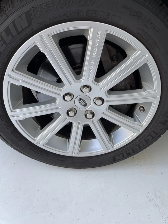 2011 Land Rover Range Rover L322 - Image 9 of 14