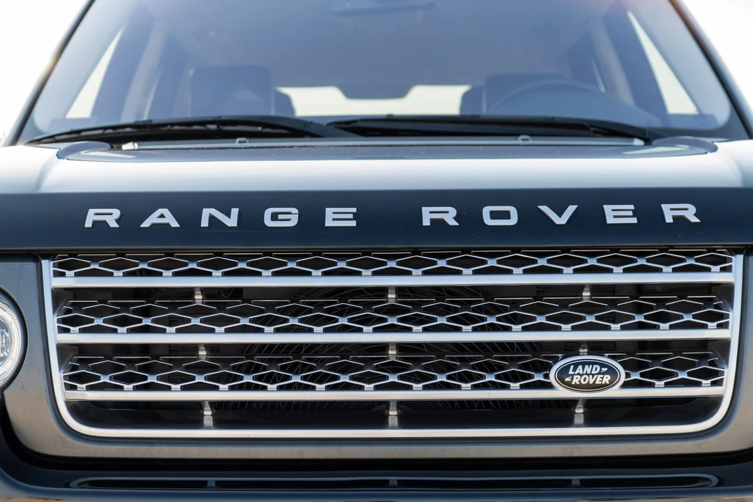 2011 Land Rover Range Rover L322 - Image 14 of 31