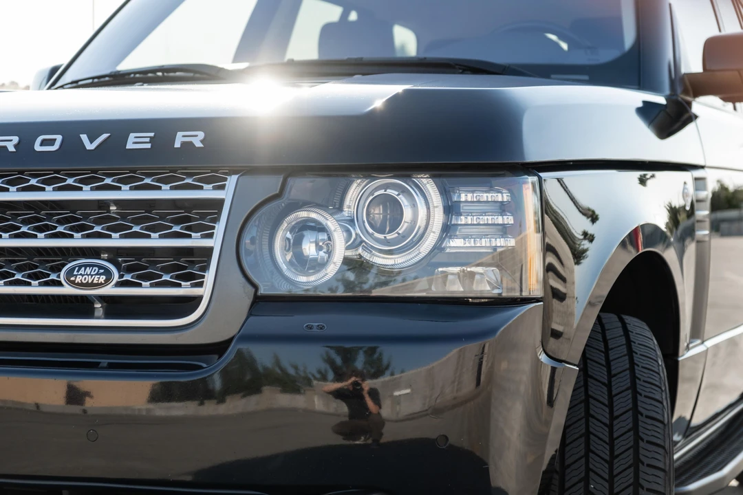 2011 Land Rover Range Rover L322 - Image 16 of 31