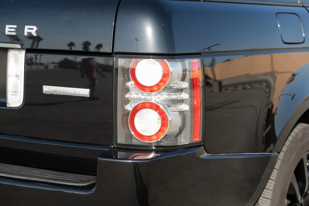 2011 Land Rover Range Rover L322 - Image 26 of 31
