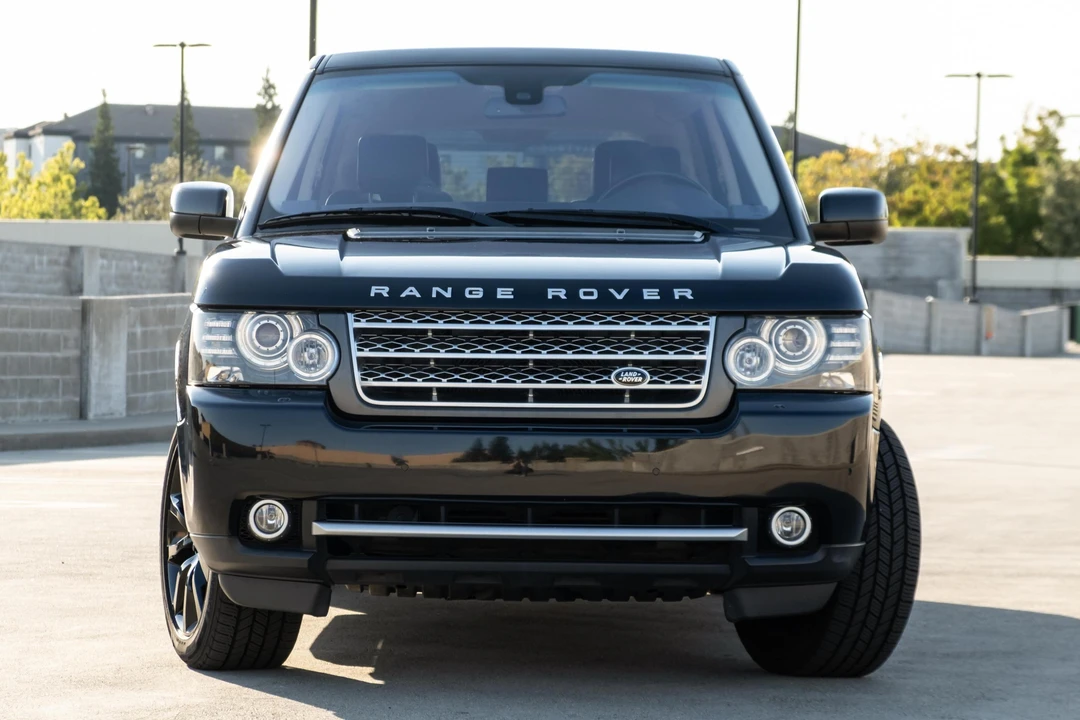 2011 Land Rover Range Rover L322 - Image 2 of 31