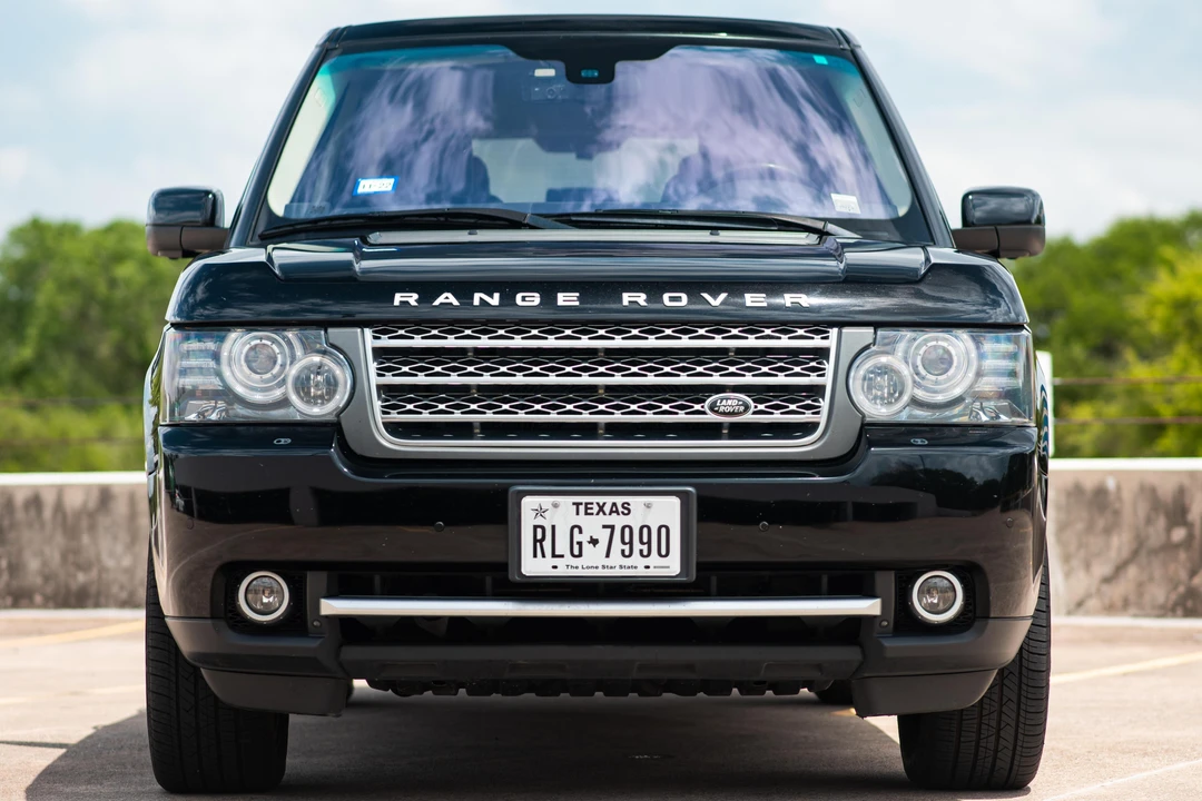 2011 Land Rover Range Rover L322 - Image 2 of 31