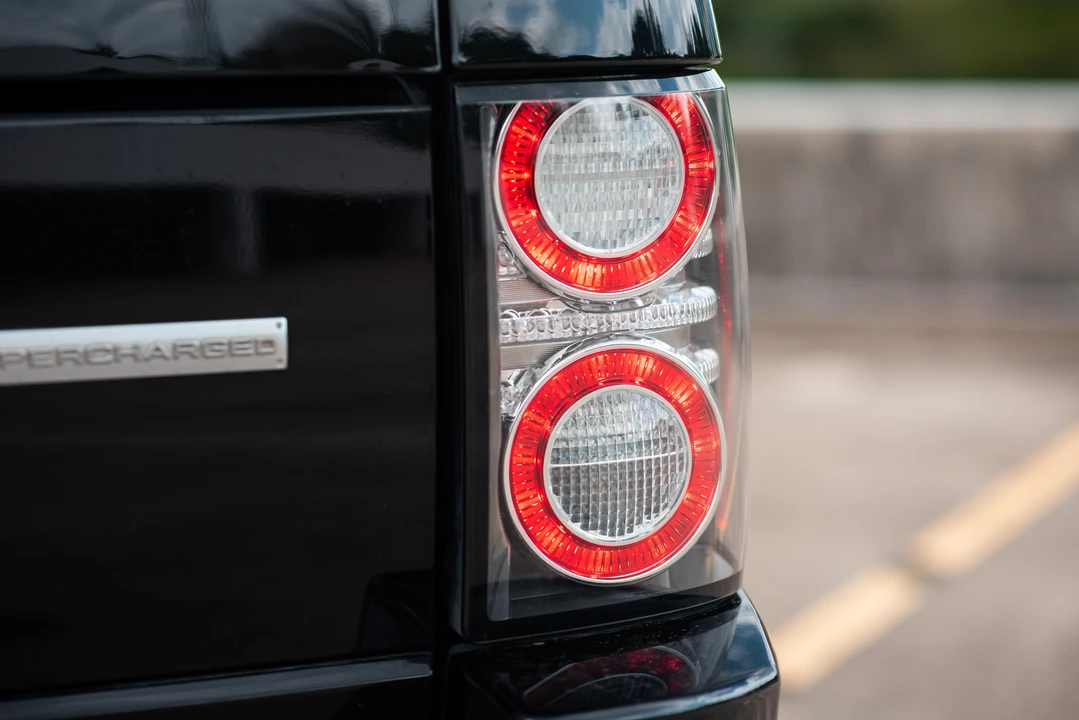 2011 Land Rover Range Rover L322 - Image 27 of 31