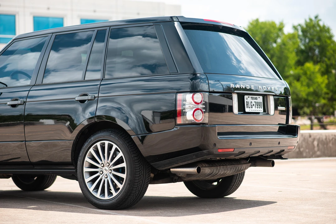 2011 Land Rover Range Rover L322 - Image 21 of 31