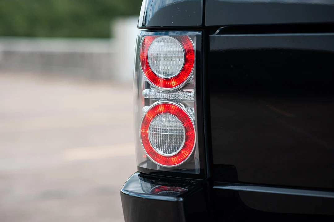 2011 Land Rover Range Rover L322 - Image 23 of 31
