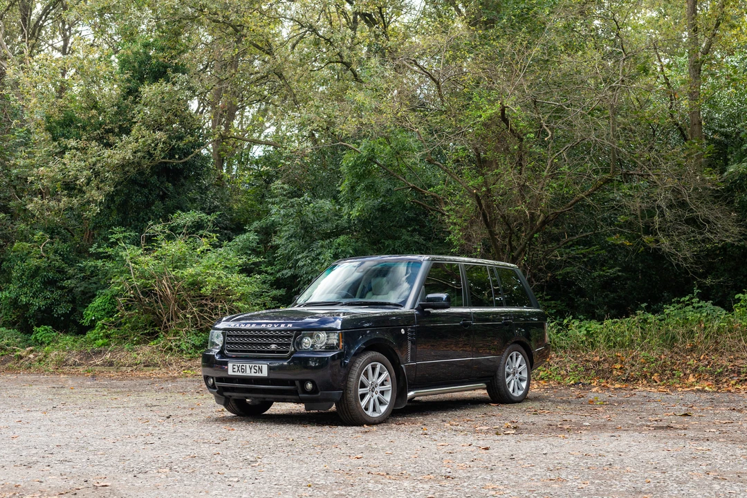 2011 Land Rover Range Rover L322 - Image 11 of 31