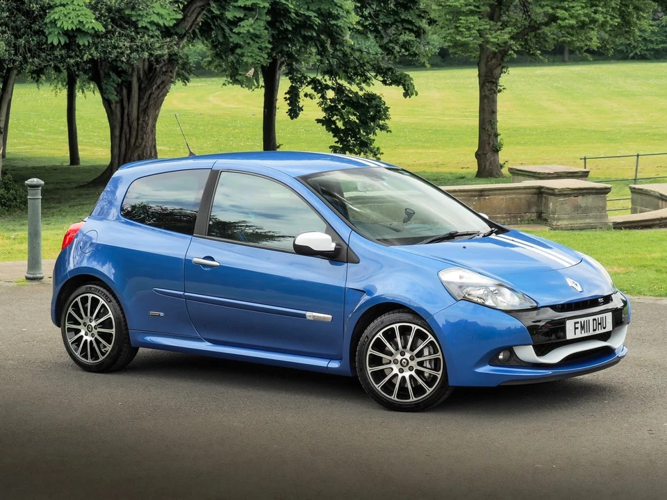 2011 Renault Clio 3rd Gen - Image 11 of 31