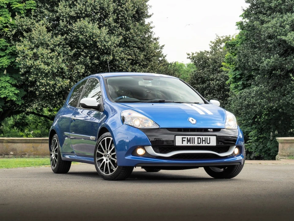 2011 Renault Clio 3rd Gen - Image 2 of 31