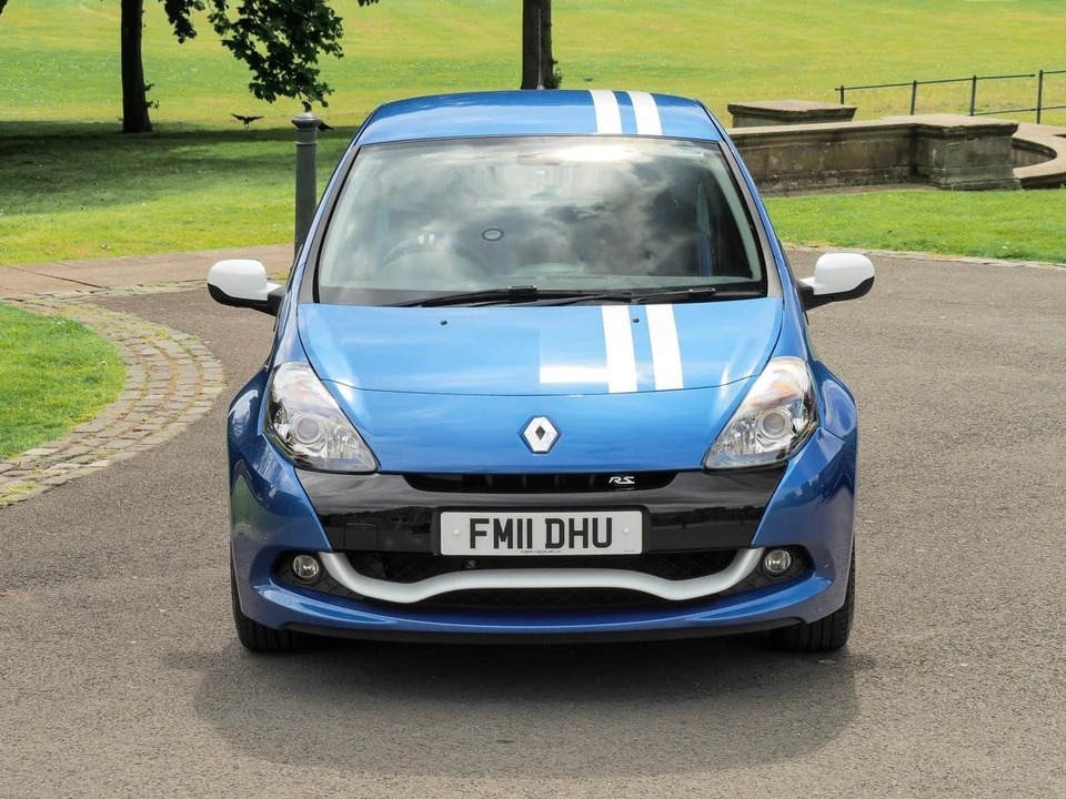2011 Renault Clio 3rd Gen - Image 14 of 31