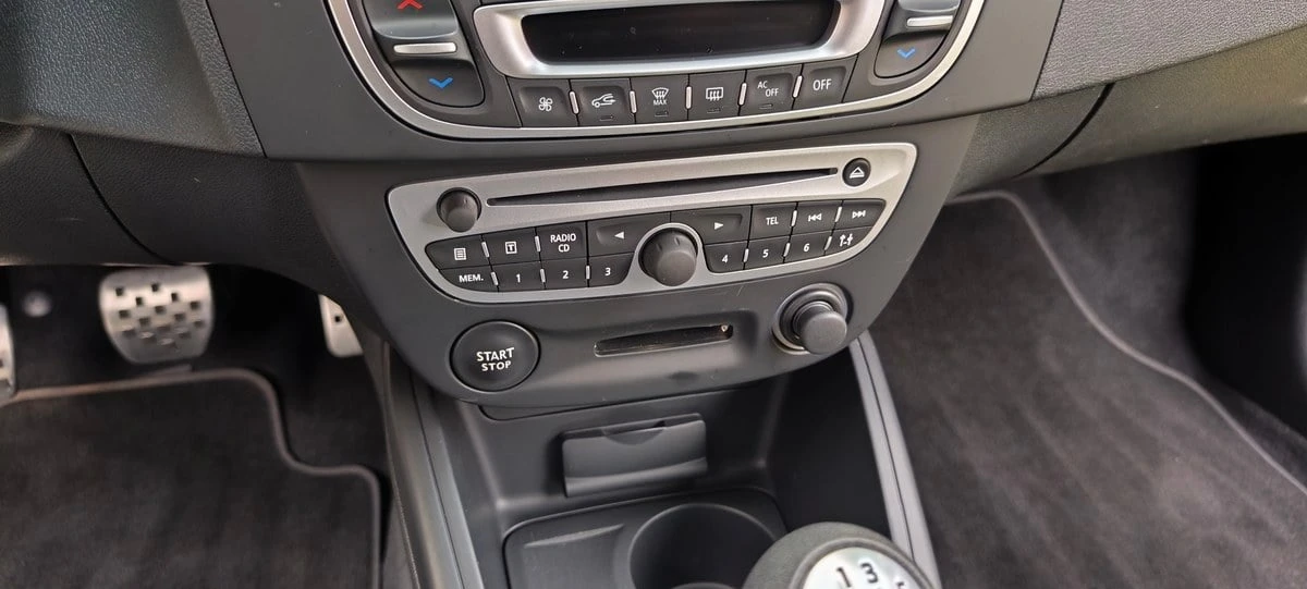 2011 Renault Megane RS II 3rd Gen - Image 26 of 30