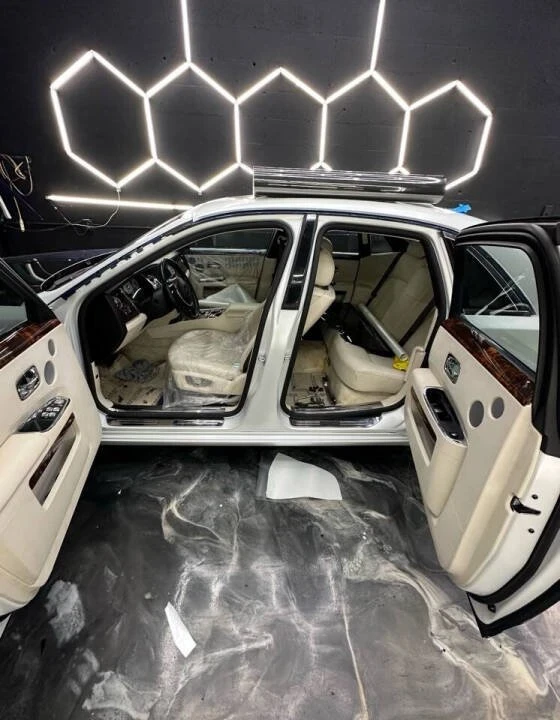 2011 Rolls-Royce Ghost 1st Gen - Image 2 of 8
