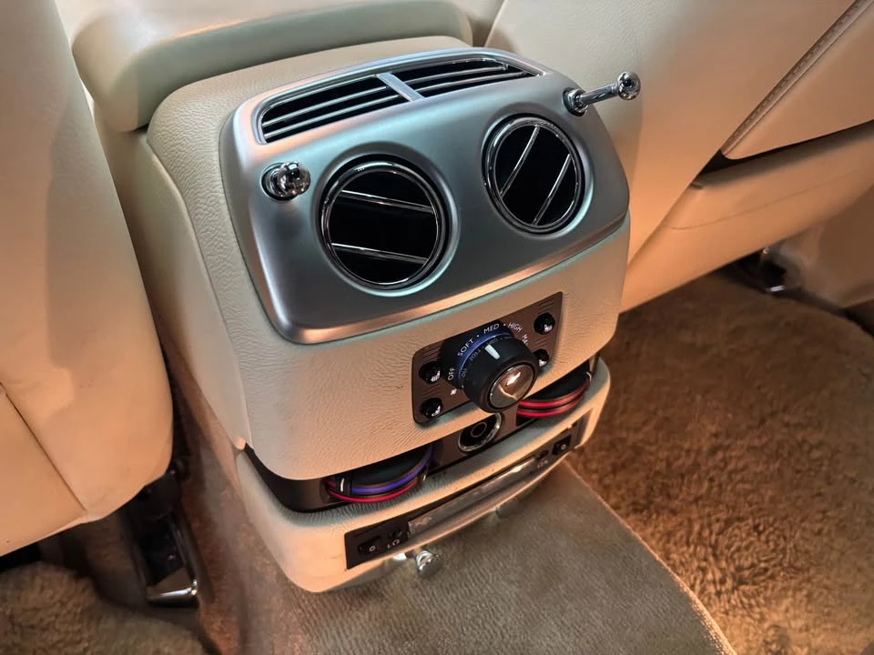 2011 Rolls-Royce Ghost - Image 17 of 20