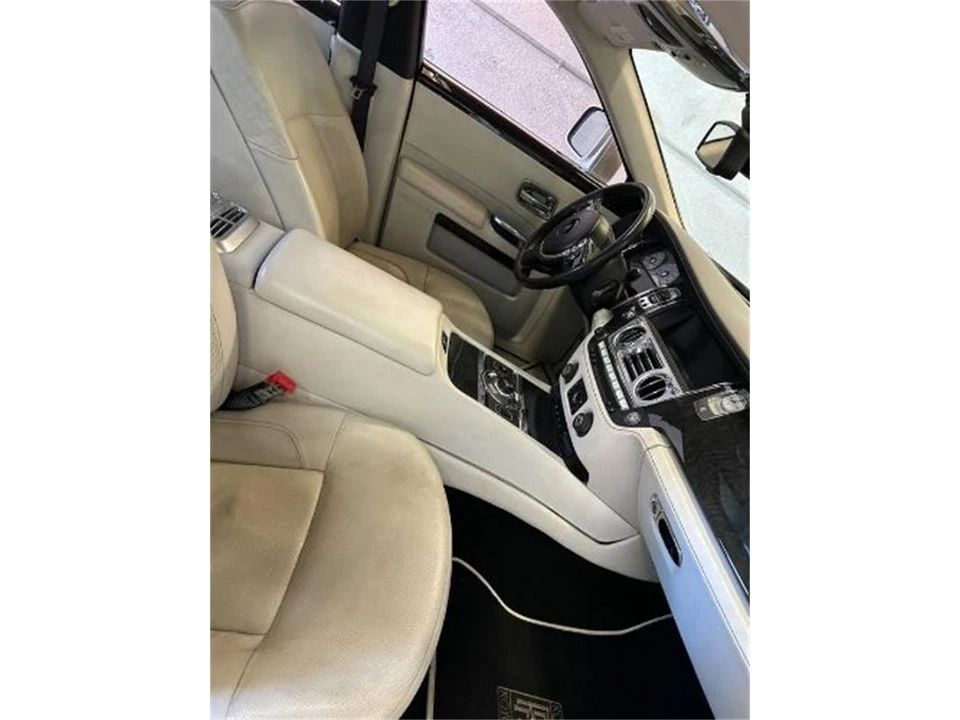 2011 Rolls-Royce Ghost 1st Gen - Image 6 of 9