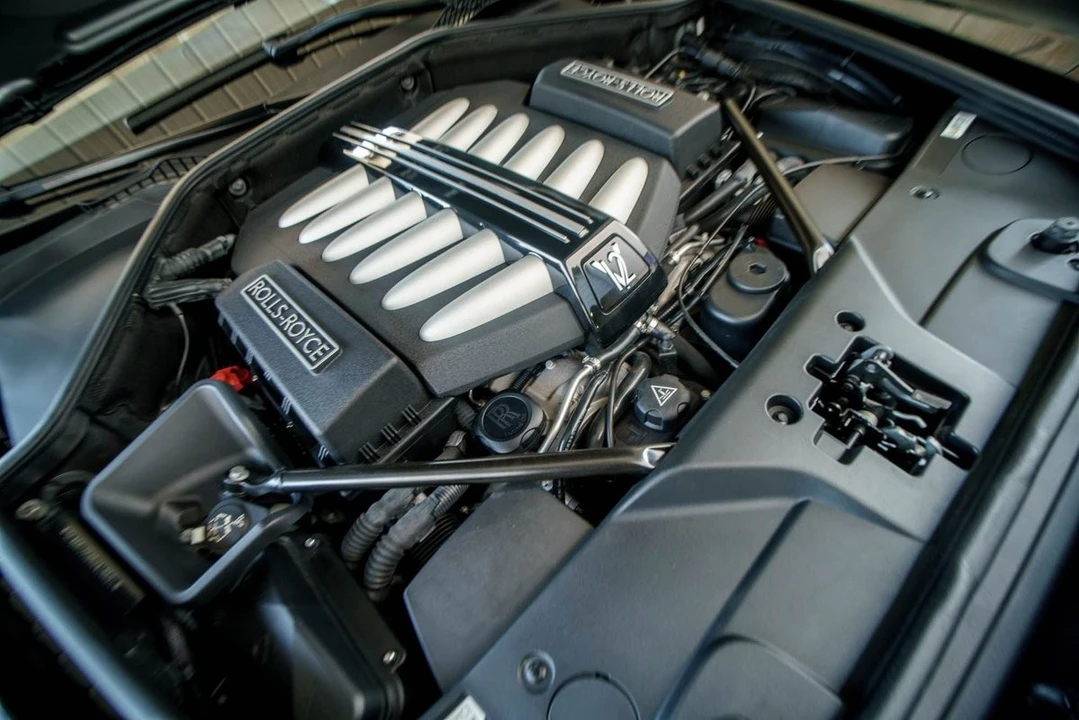 2011 Rolls-Royce Ghost 1st Gen - Image 23 of 31
