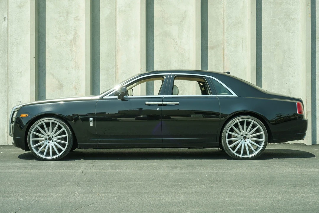 2011 Rolls-Royce Ghost 1st Gen - Image 7 of 21