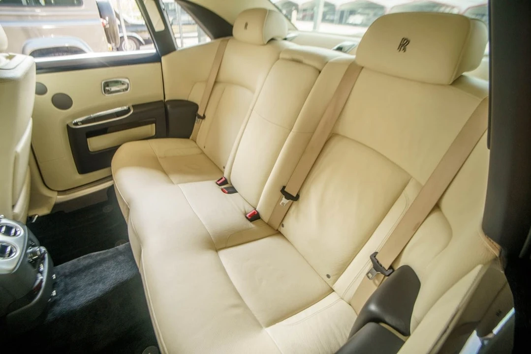2011 Rolls-Royce Ghost 1st Gen - Image 16 of 21