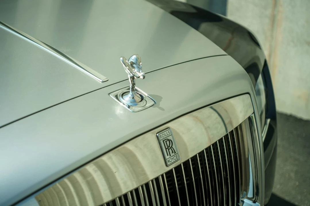 2011 Rolls-Royce Ghost 1st Gen - Image 13 of 31